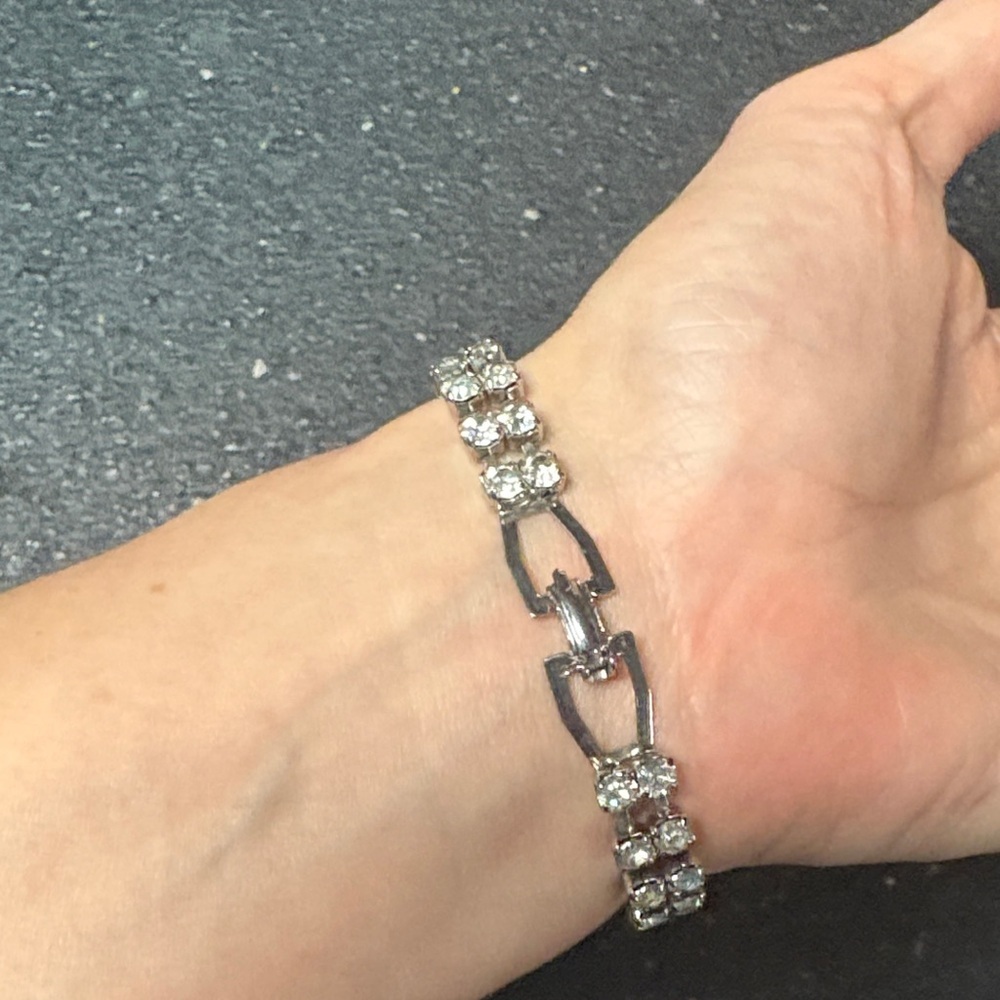 Vintage Silver Rhinestone Crystal Bracelet - Picture 3 of 7